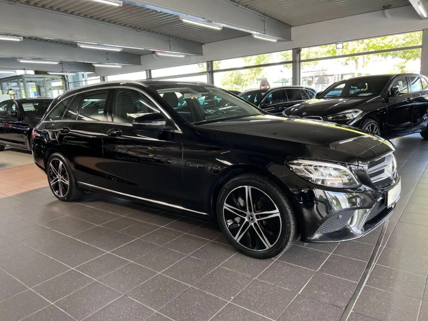 Mercedes-Benz C 300 de T Avantgarde LED+Advanced+E-Klappe+KAM Schwarz - 2