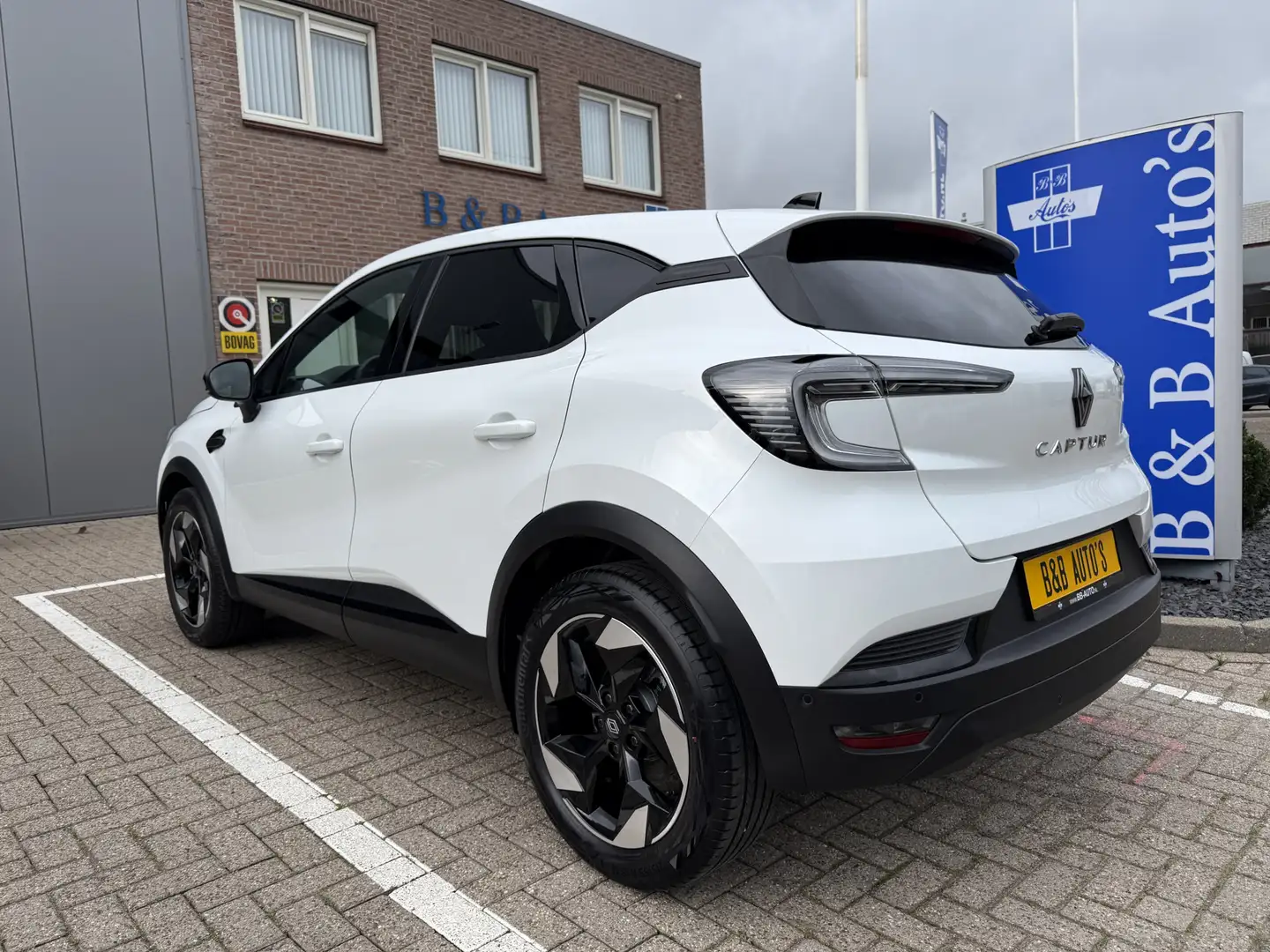 Renault Captur 1.3 mild hybrid 160pk Automaat Techno l ACC l CAME Weiß - 2