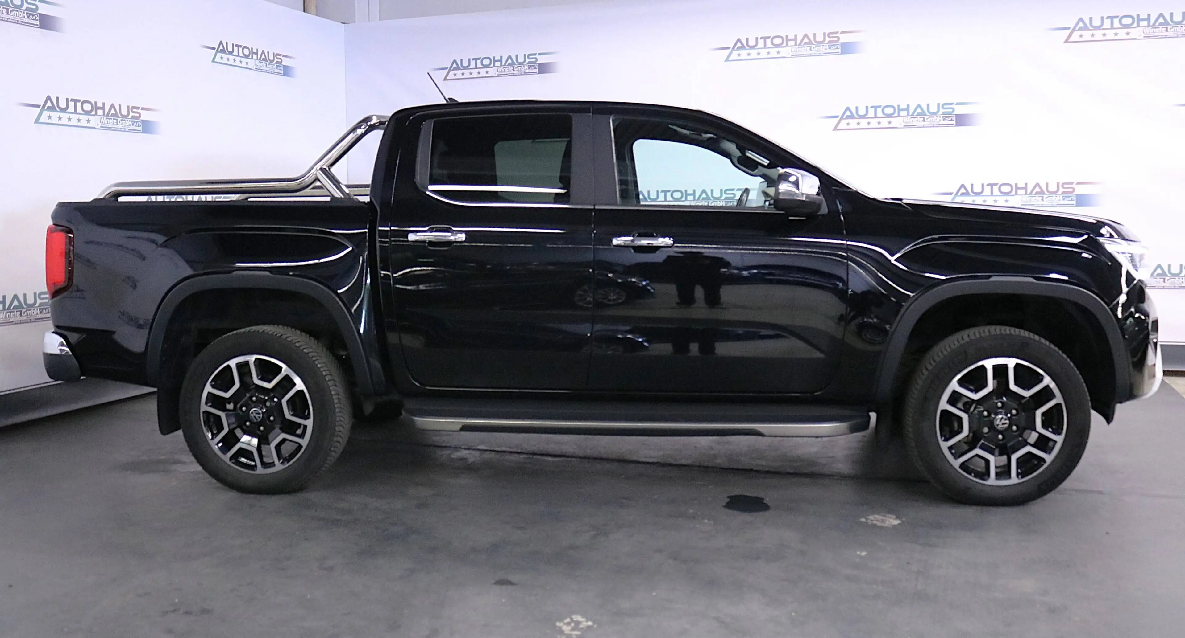 Volkswagen Amarok 3.0 TDI Style Doppelkabine 4Motion*NAVI*CAM*PDC*LEDER*TOT-W*AHK*SHZ*LED*CARPLAY*LKHZ*HarmanK*u.v.m — photo 4