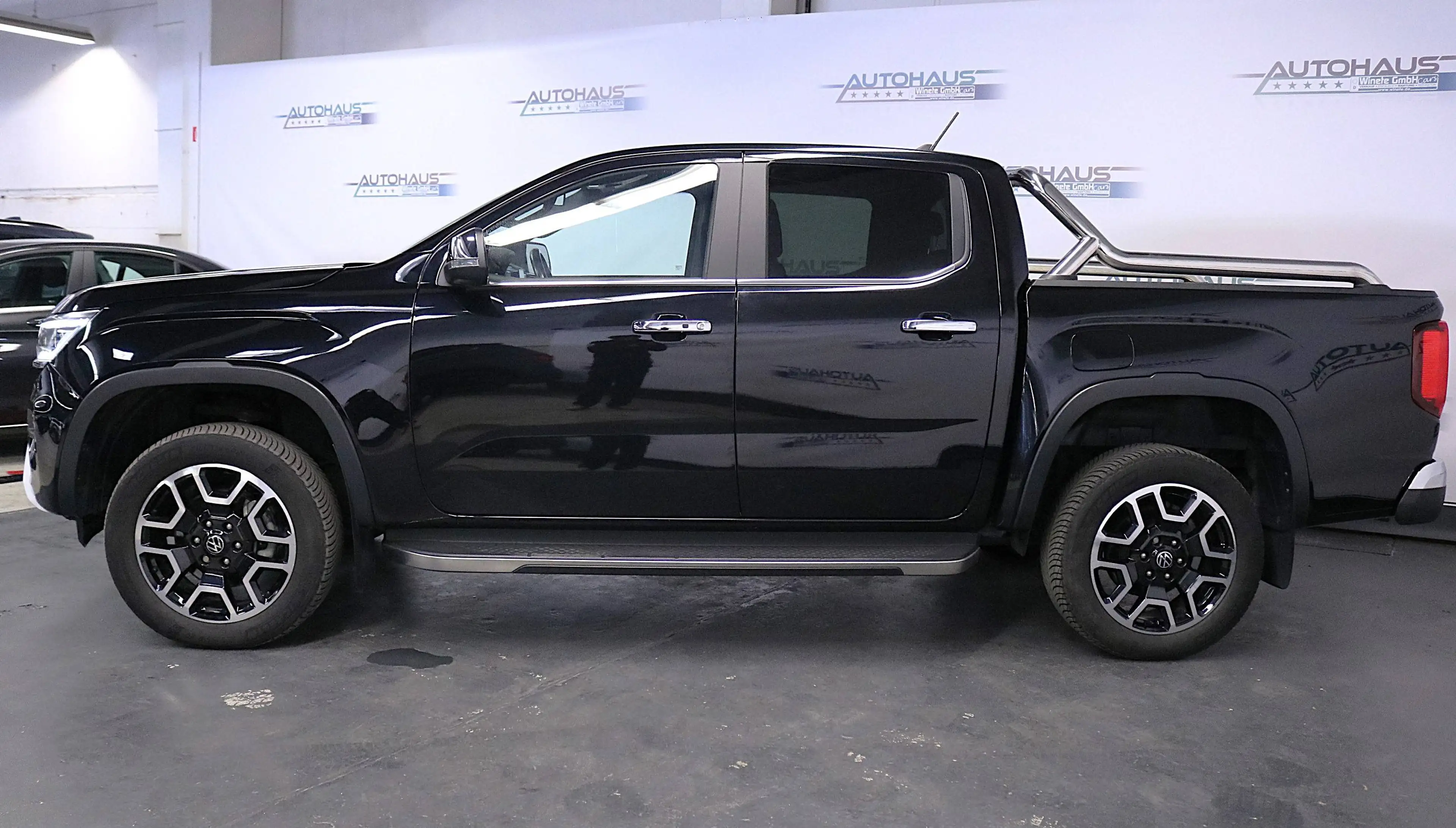 Volkswagen Amarok 3.0 TDI Style Doppelkabine 4Motion*NAVI*CAM*PDC*LEDER*TOT-W*AHK*SHZ*LED*CARPLAY*LKHZ*HarmanK*u.v.m — photo 3