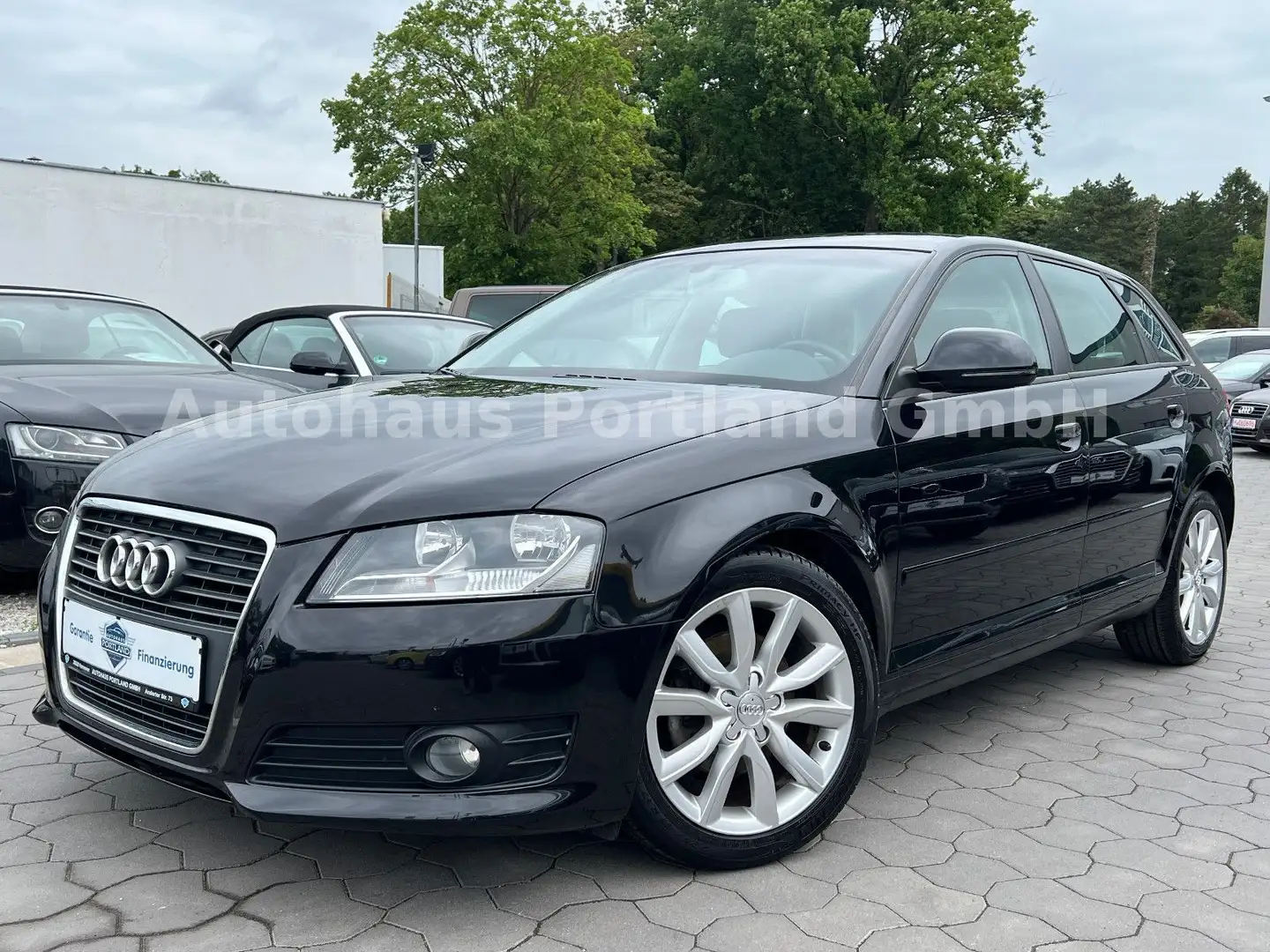 Audi A3 Sportback 1.4 TFSI Ambiente/S-Heft/AHK/Tempo Schwarz - 2