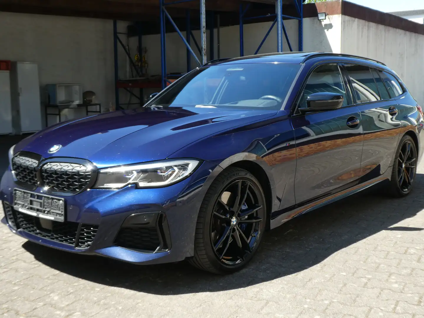 BMW 340 d M Sport xDrive Touring Laser Pano 360° Blau - 1