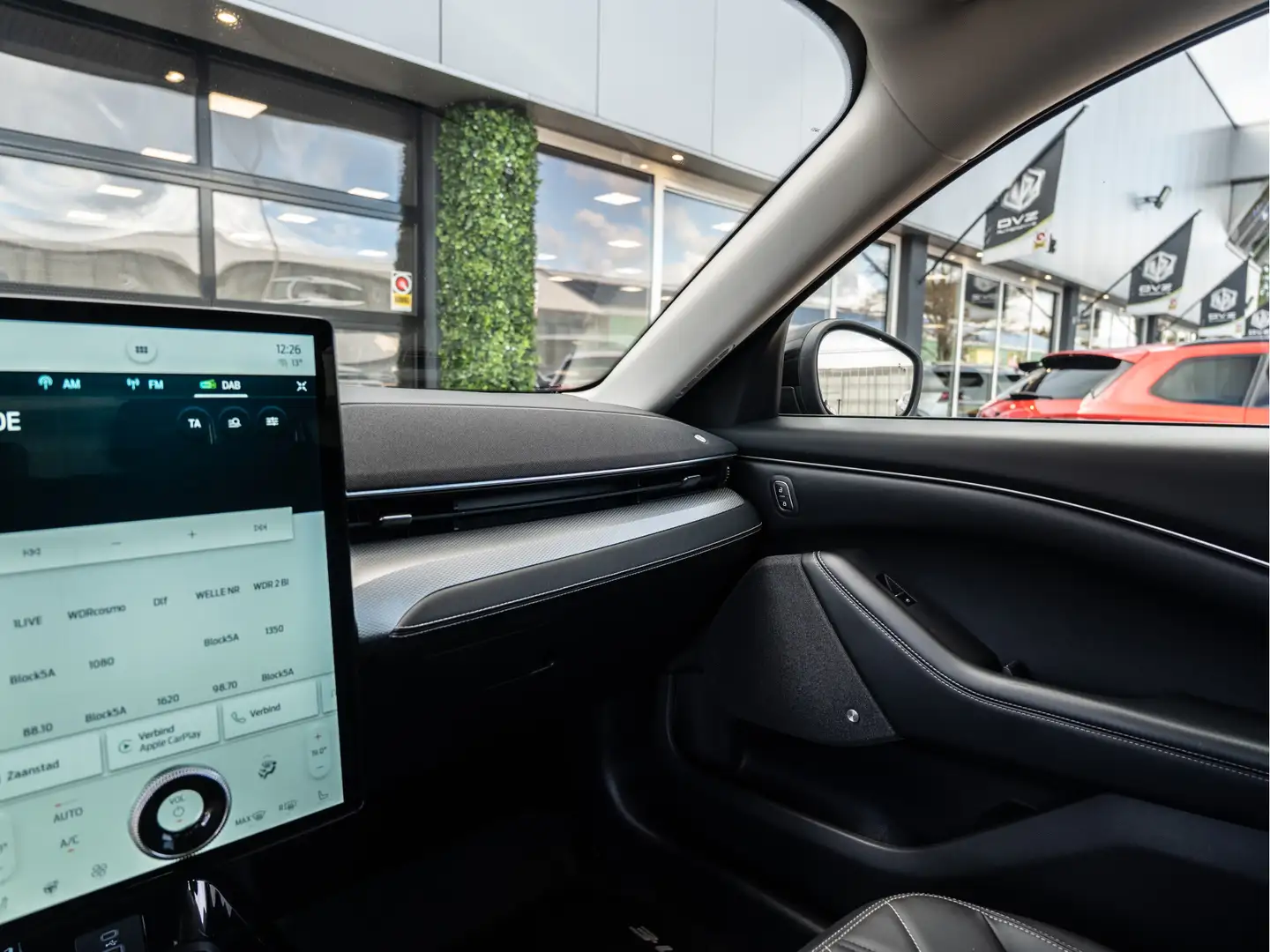 Ford Mustang Mach-E Extended RWD 98 kWh | Technology Pack | B&O Audio Zwart - 2