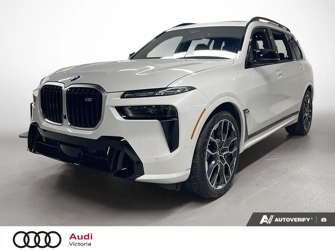 BMW X7 снимка BMW X7