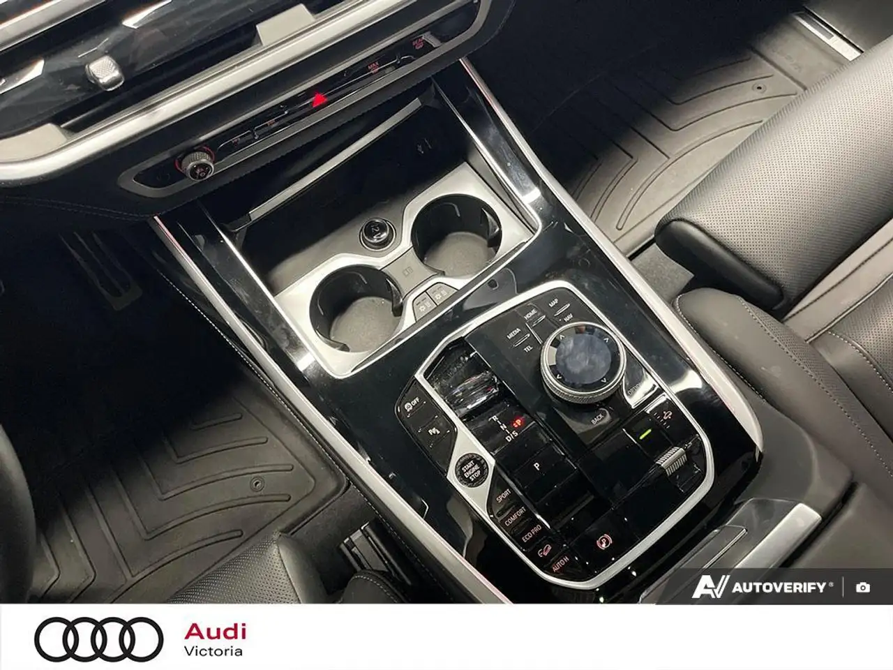 BMW X7 снимка BMW X7