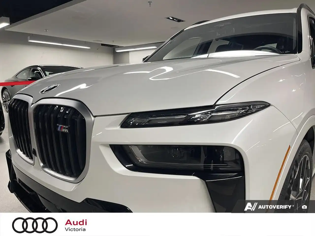 BMW X7 снимка BMW X7