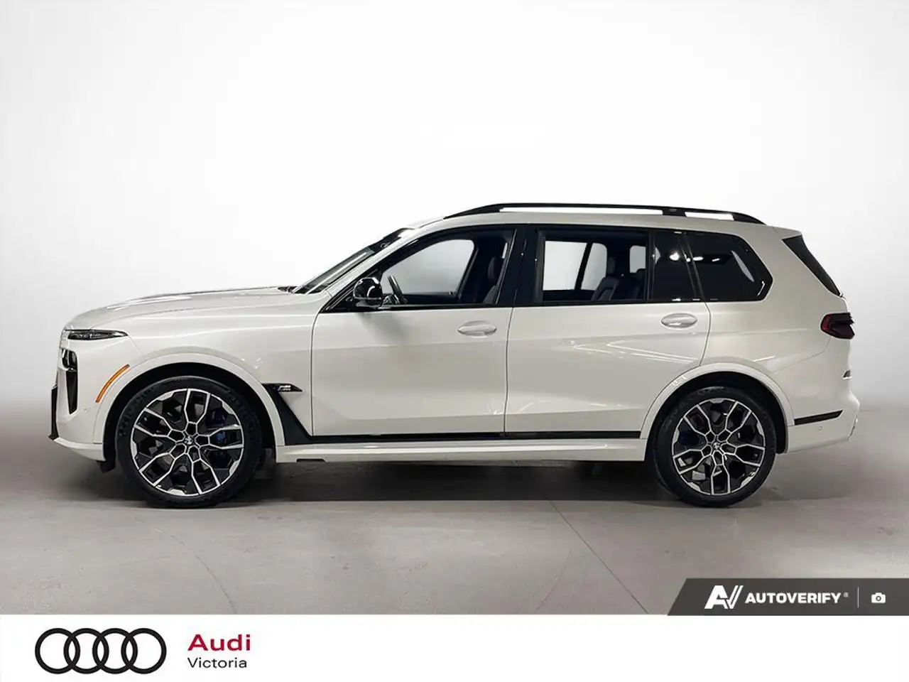 BMW X7 снимка BMW X7