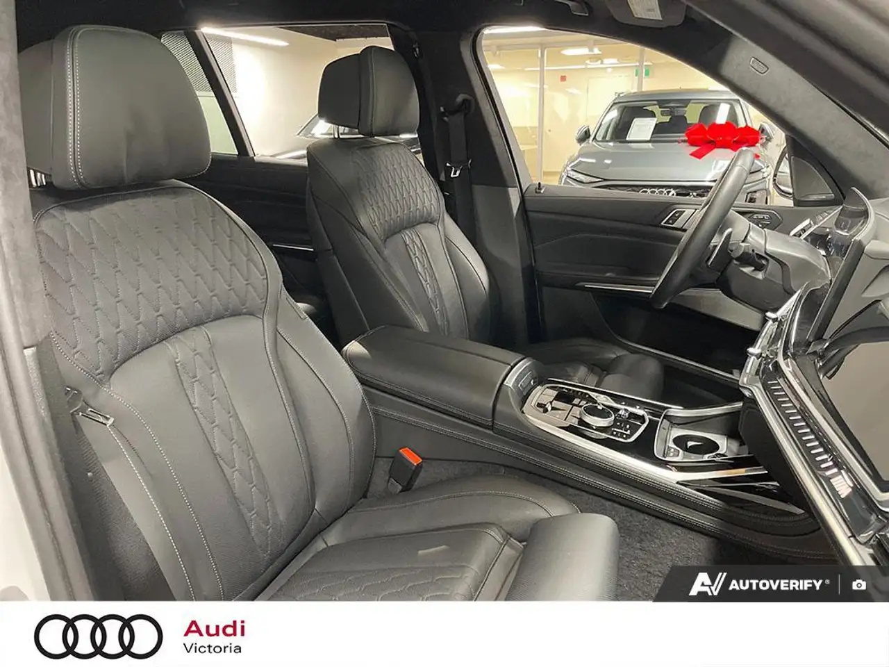 BMW X7 снимка BMW X7