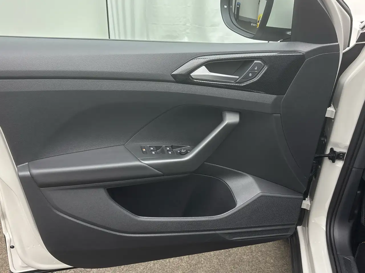 Volkswagen T-Cross Life 1.0 TSI LED ACC AHK App-Connect SHZ 12