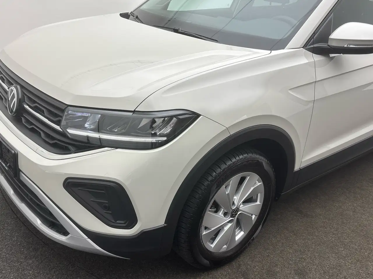Volkswagen T-Cross Life 1.0 TSI LED ACC AHK App-Connect SHZ 6