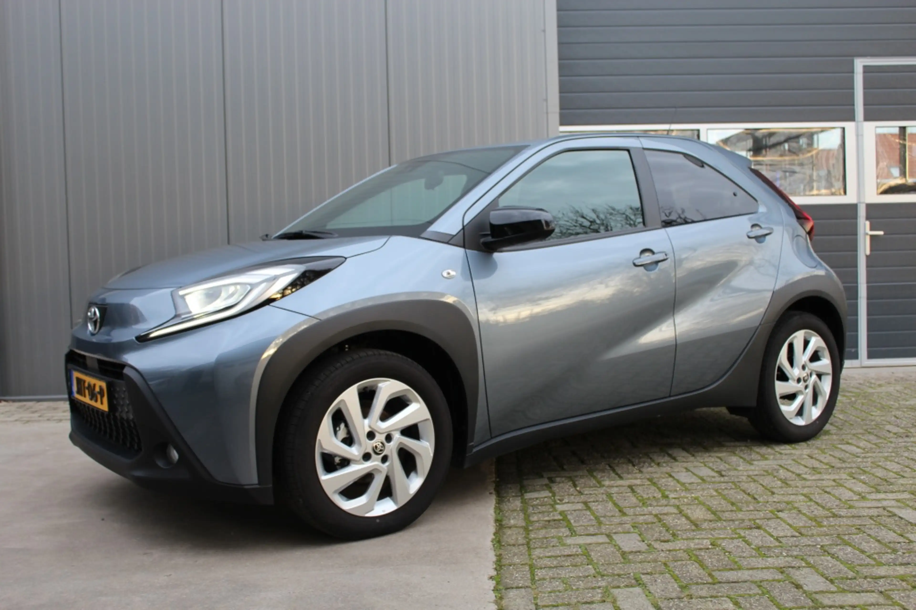 Toyota Aygo X 1.0 VVT-i MT First / Carplay / Lage Km-stand / Sto — photo 9