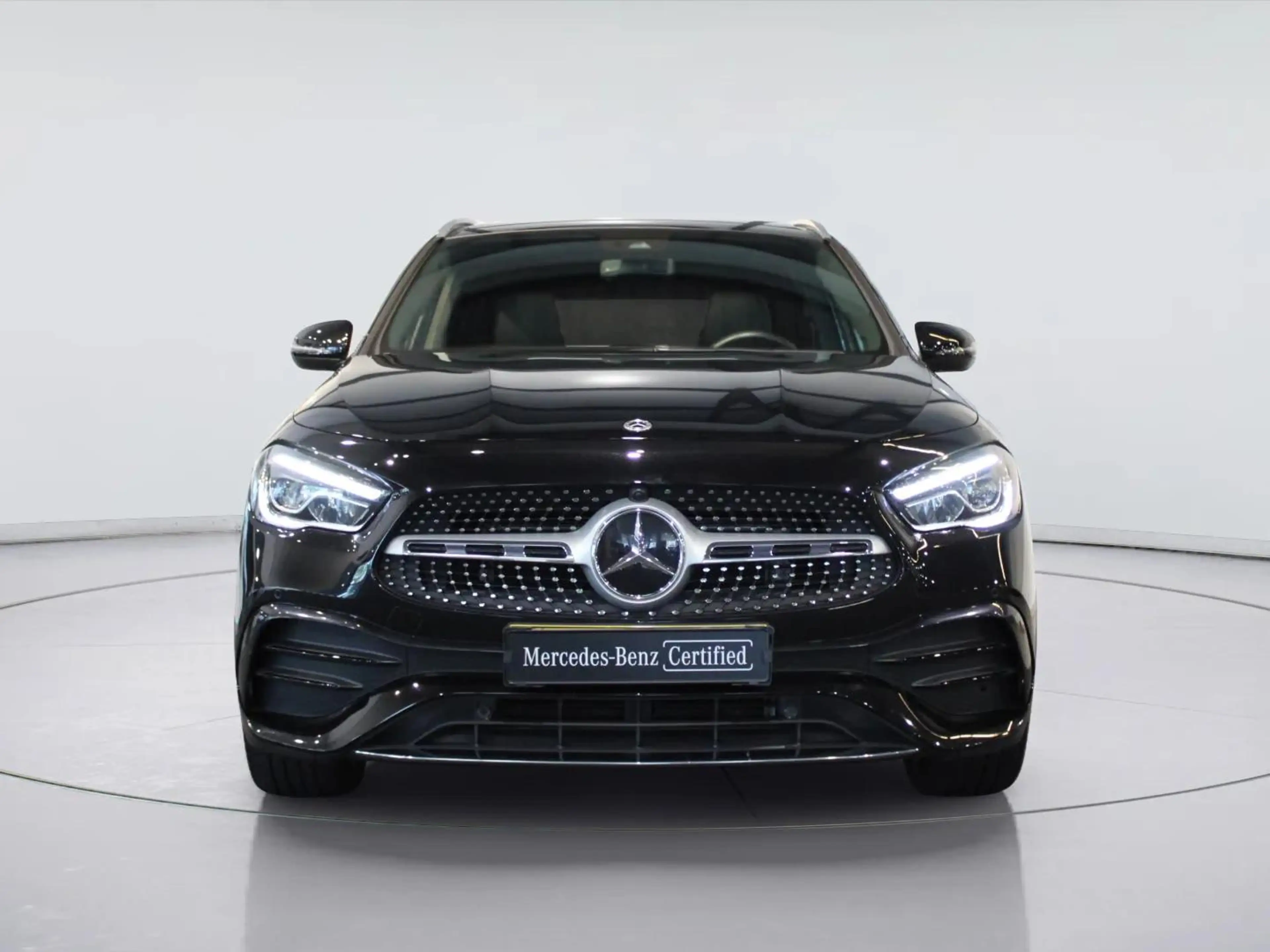Mercedes-Benz GLA 180 AMG Line | Panorama dak — photo 5