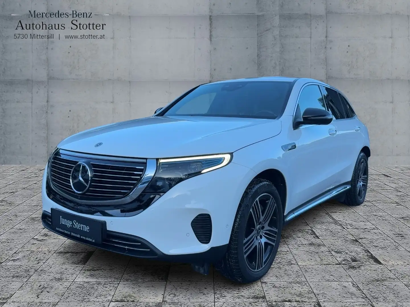 Mercedes-Benz EQC 400 4MATIC AMG Line *Distr*Pano*PTS*Shz*FAP* Weiß - 2