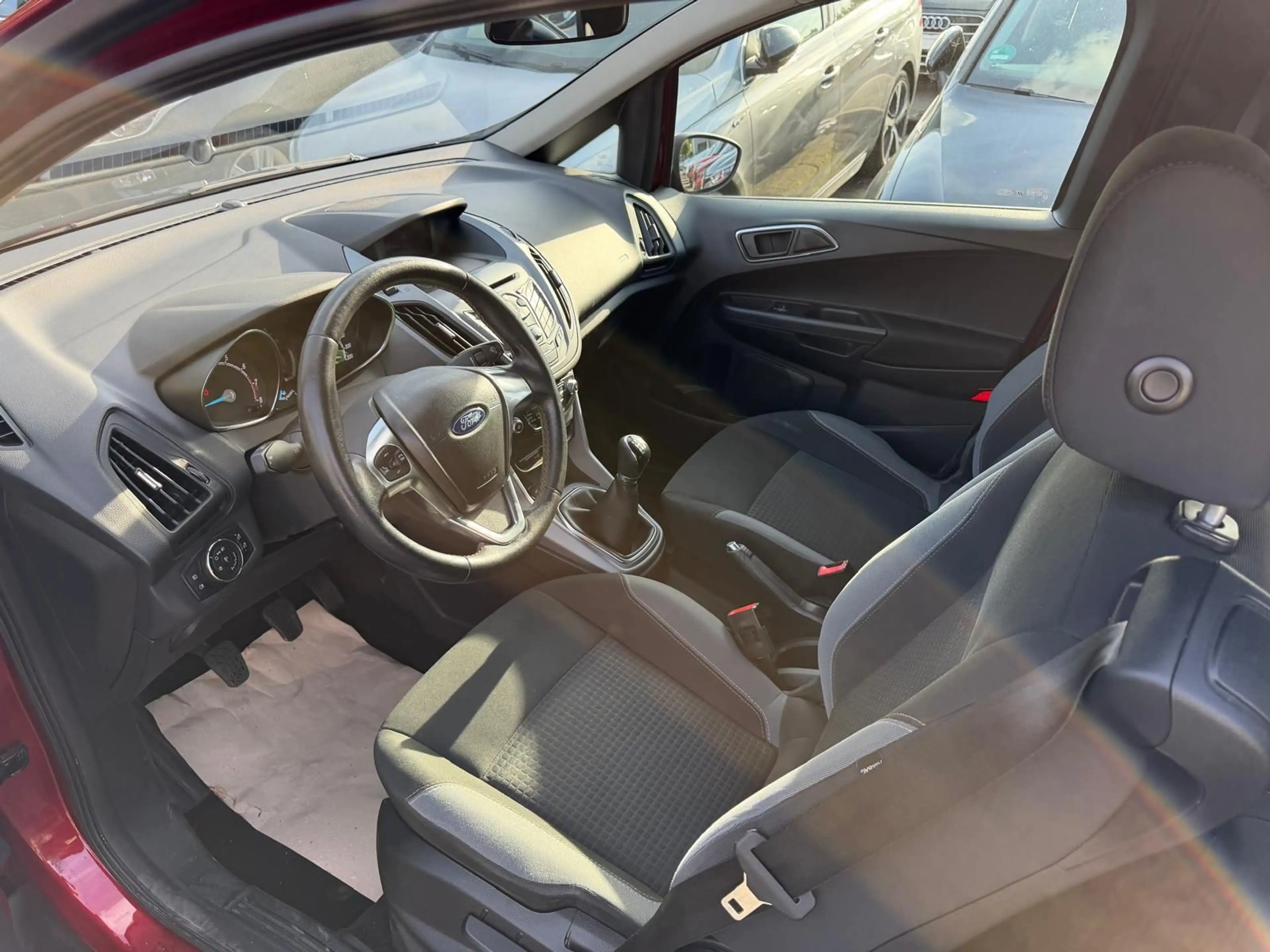 Ford B-Max B-MAX Sync Edition KLIMAAUT*NAVI*SHZ*EFH*PDC* — photo 7