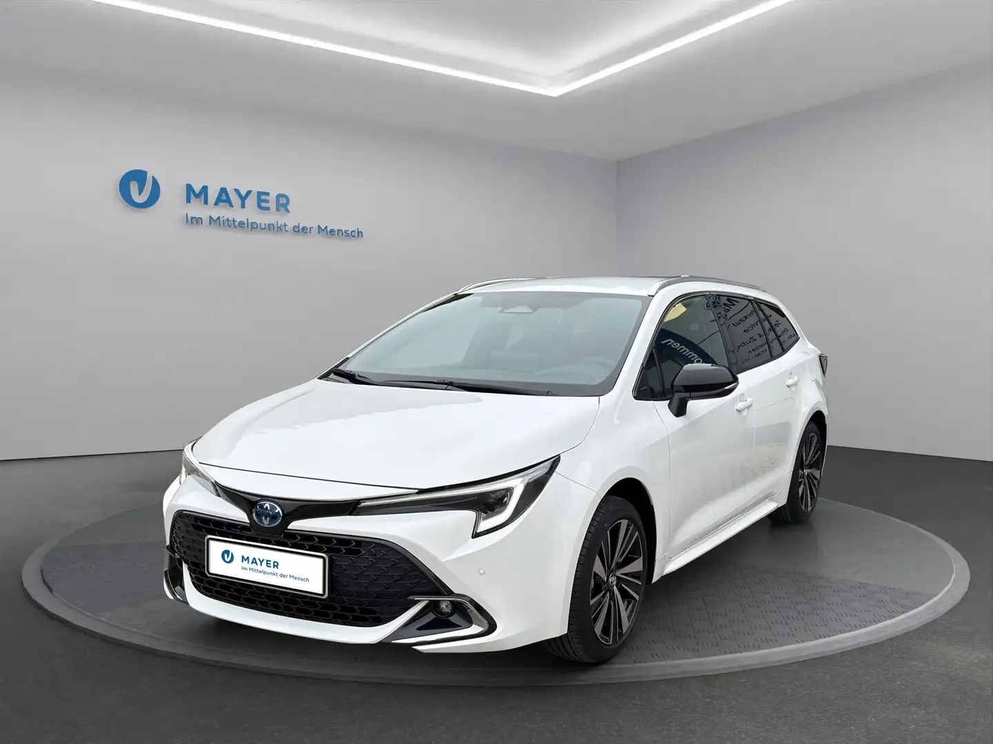 Toyota Corolla TS 1,8 Hybrid Active Drive Weiß - 1