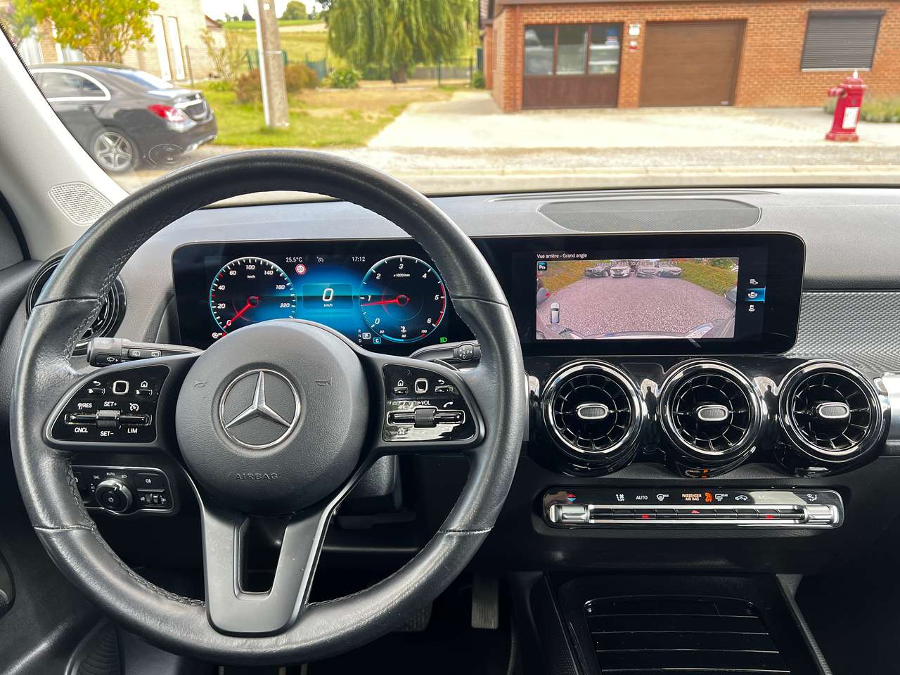 Mercedes-Benz GLB 200 2021 — photo 18 sur 18