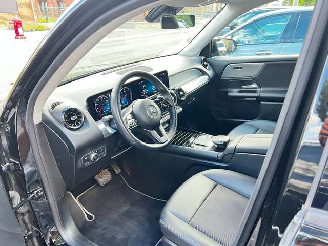 Mercedes-Benz GLB 200 2021 — vignette 9