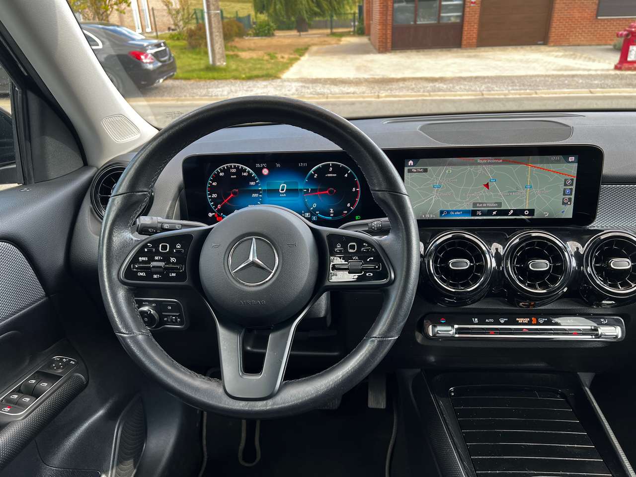 Mercedes-Benz GLB 200 2021 — photo 17 sur 18