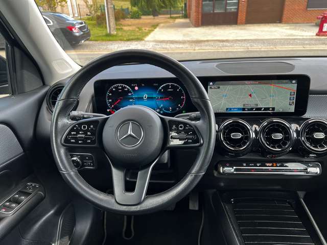 Mercedes-Benz GLB 200 2021 — vignette 17