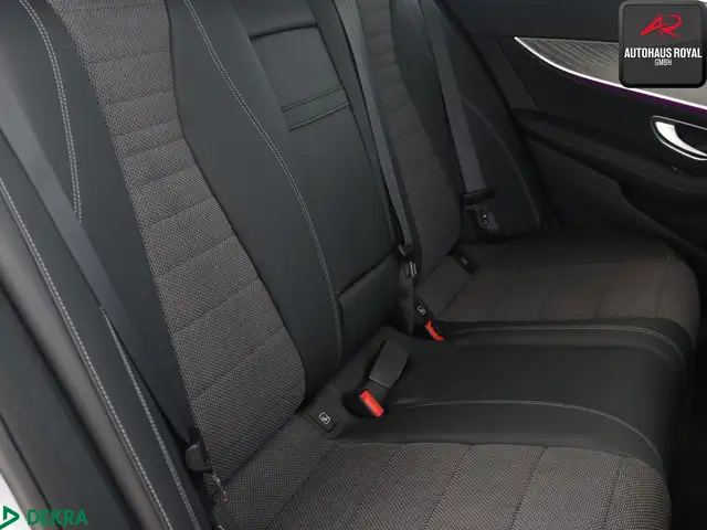 Mercedes-Benz E-Class view 13