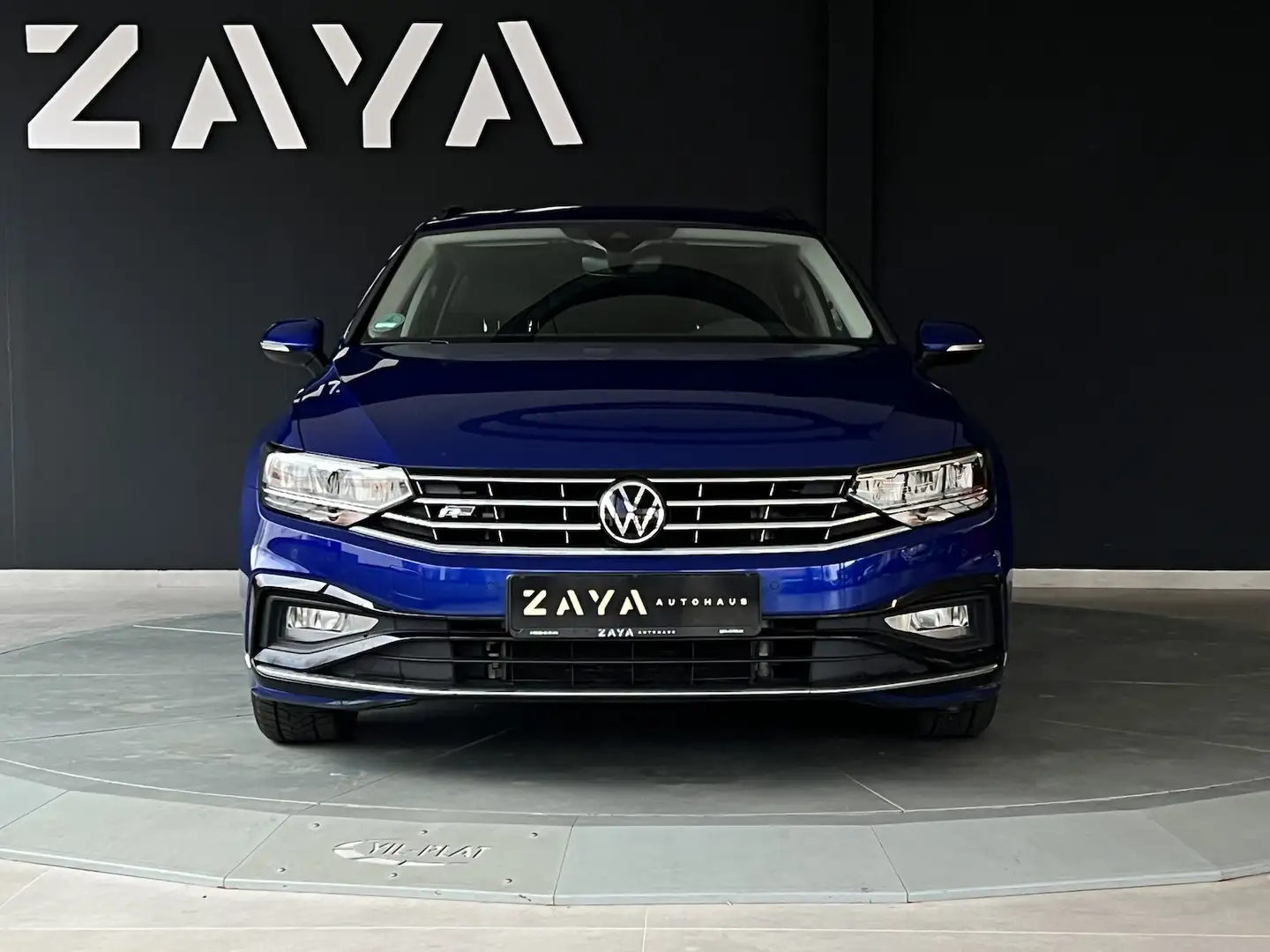 Volkswagen Passat 2.0 TDI R-Line*NAVI*R-KAMERA*LED* Modrá - 2