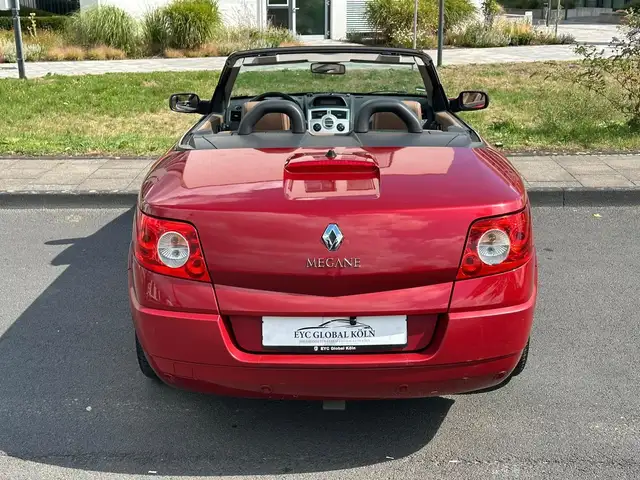 Renault Megane view 8
