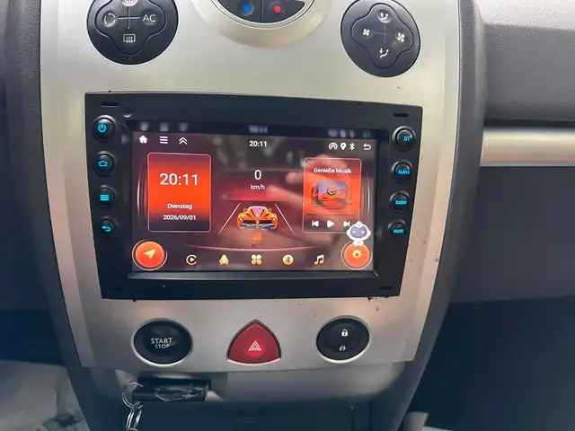 Renault Megane view 17