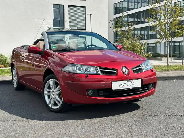 Renault Megane view 2