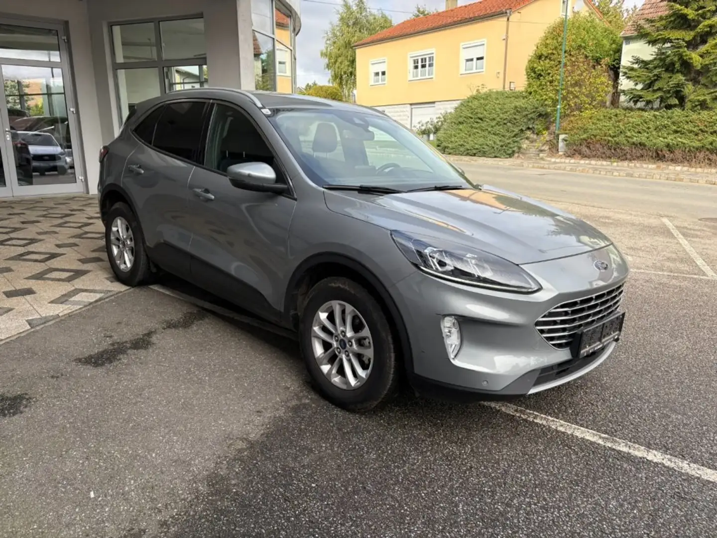 Ford Kuga Titanium 2.5PHEV Silber - 2