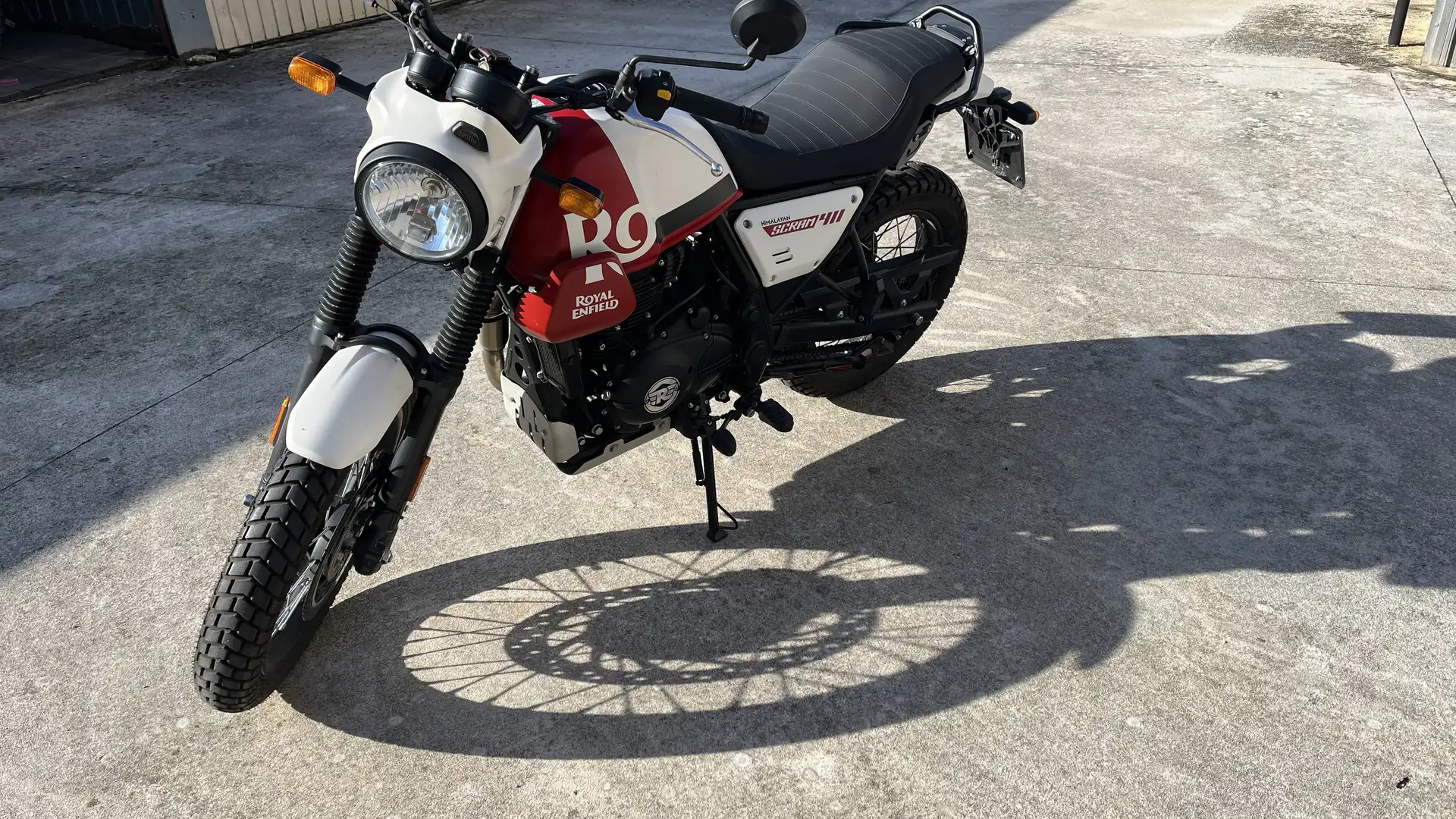 Royal Enfield Scram 411 - 2