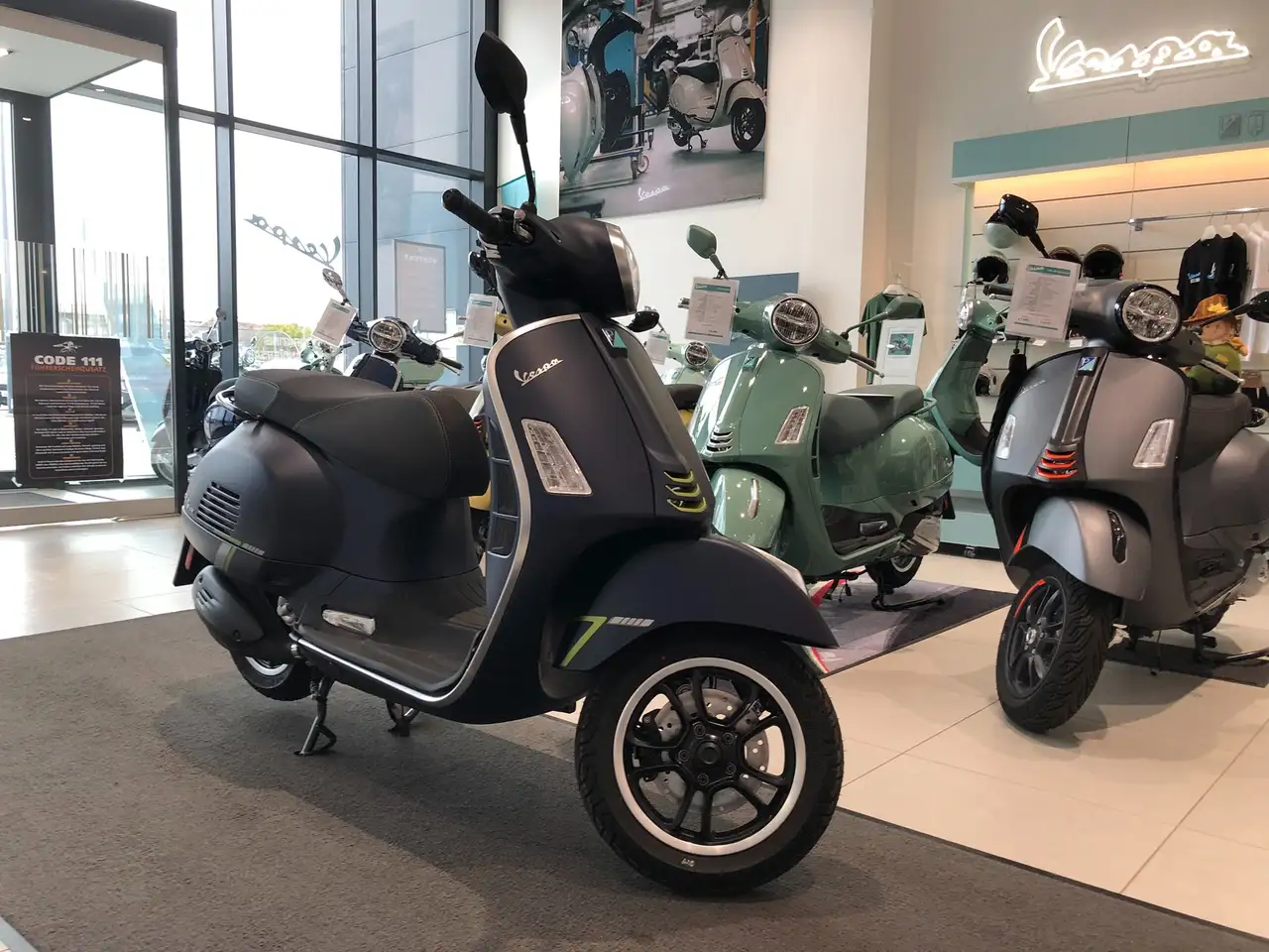 Vespa GTS Super Tech