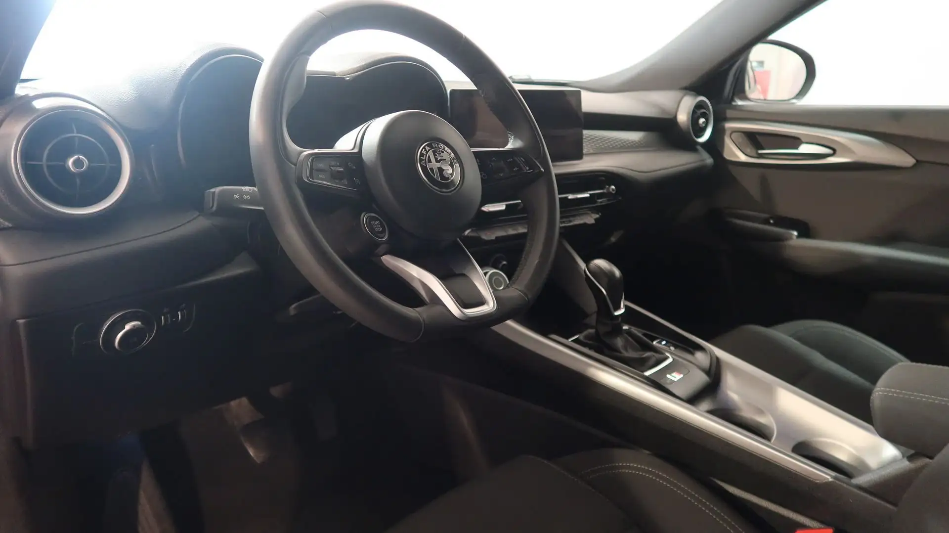 Alfa Romeo Tonale Tonale 1.6 diesel 130 CV TCT6 Super Rojo - 2