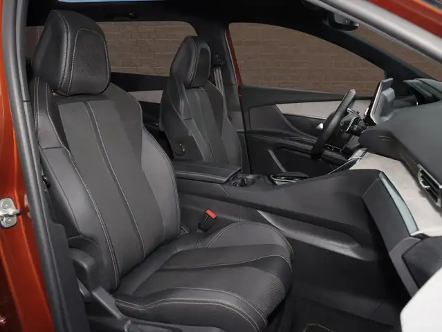Peugeot 5008 view 10
