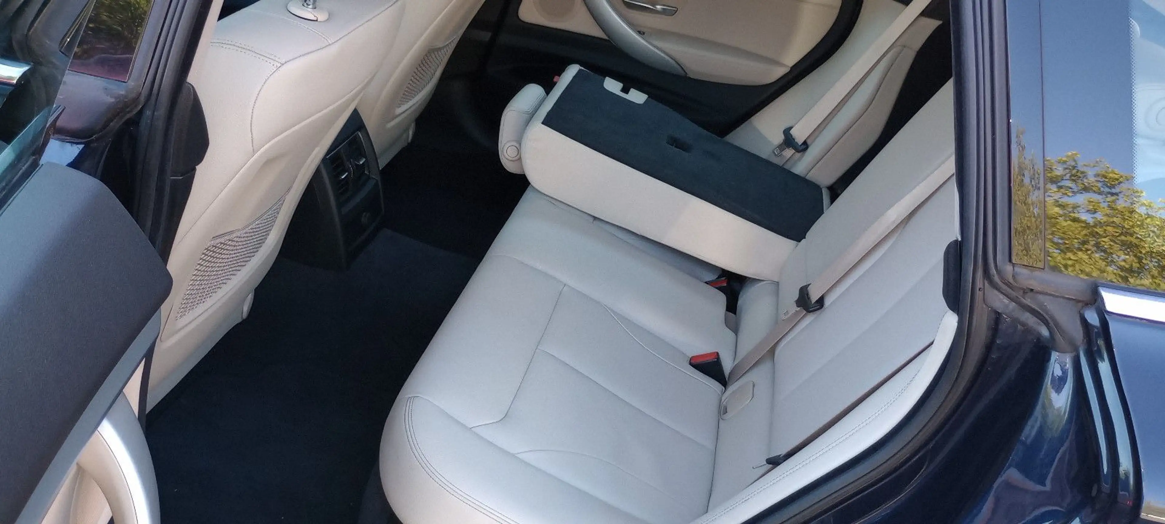 BMW 320 320 GT xDrive Auto Leder Navi eHeckk Rückf eSitz — photo 8