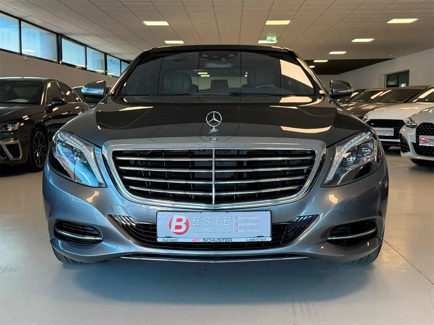 Mercedes-Benz S 400 4MATIC Grau - 2