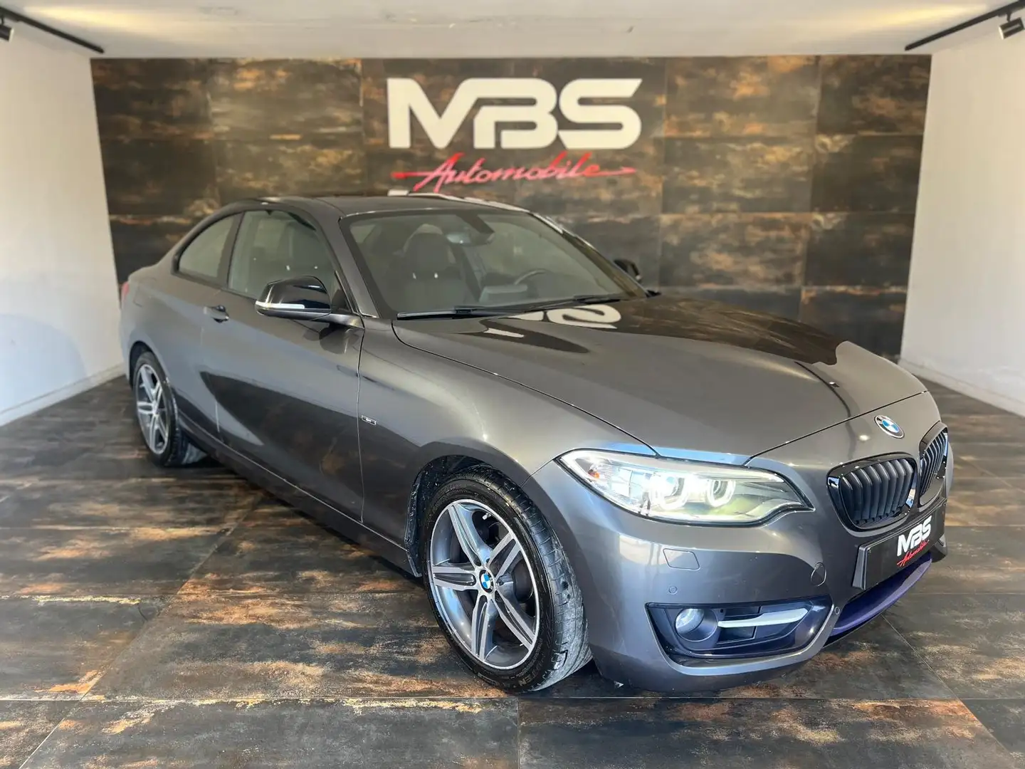 BMW 218 218i * COUPÉ *SPORT-LINE *TOIT OUVR *AUTO *GPS Gri - 1