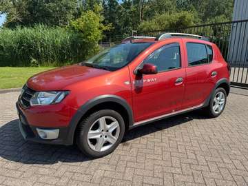 0.9 TCe Stepway Lauréate/CLIMA/CRUISE/NAVI/BLUETOO