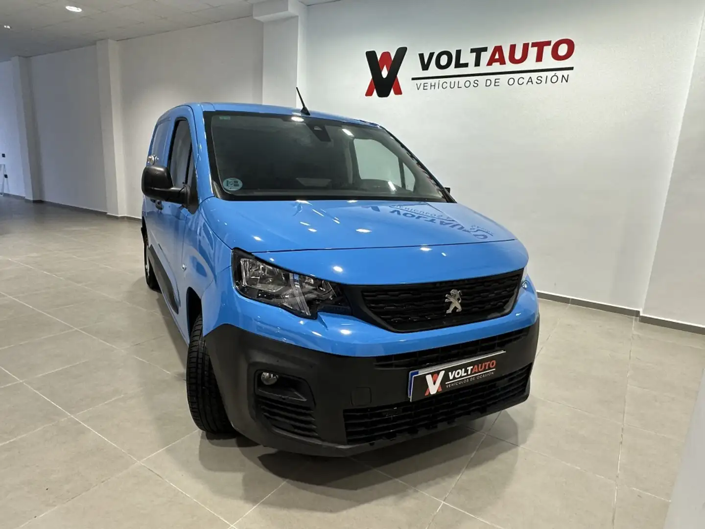 Peugeot Partner 1.5BlueHDI Premium Standard 600kg 75 Azul - 2