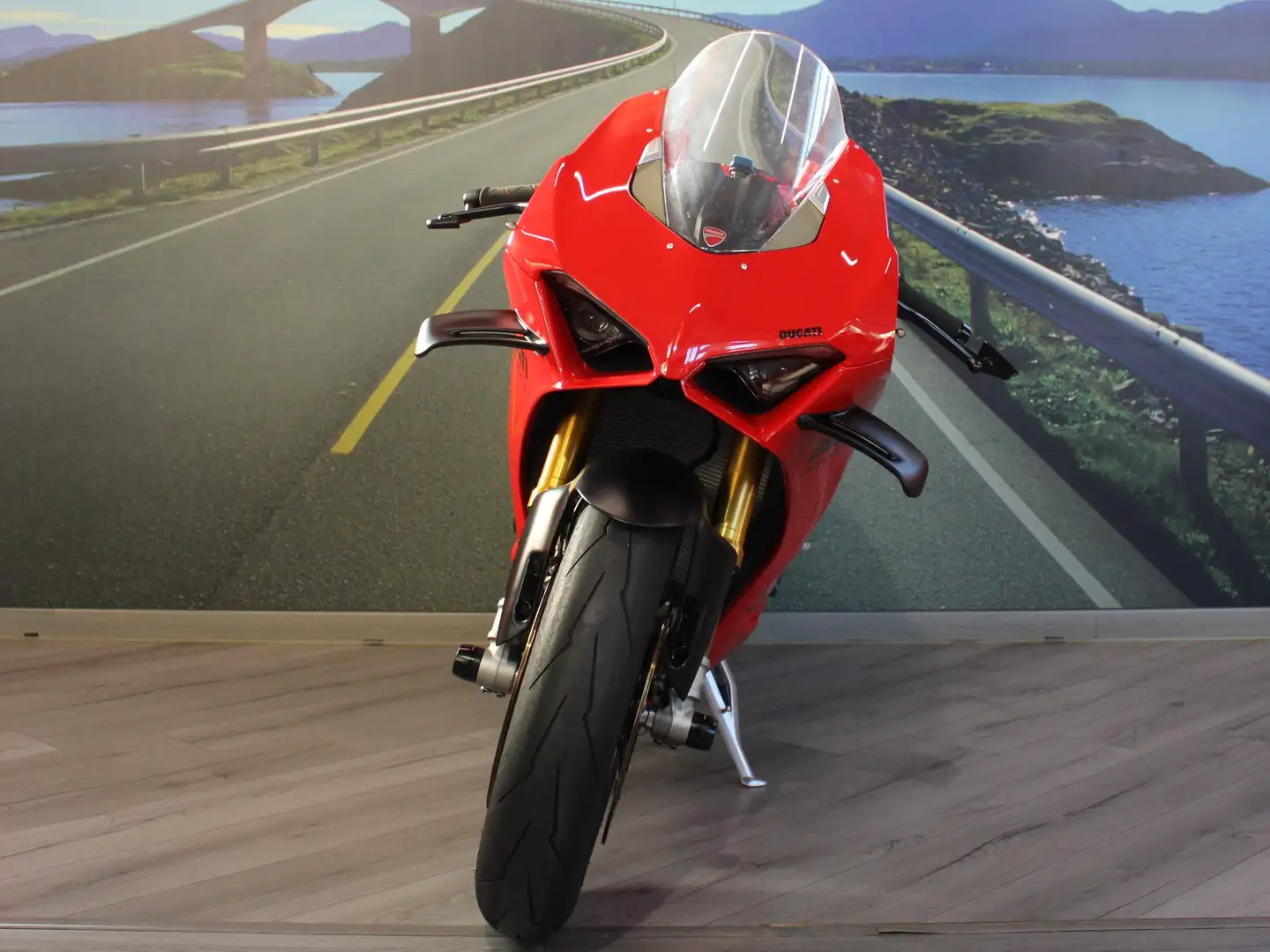 Ducati Panigale V4 S 2024 - km 2421 Garanzia Casa Madre crvena - 2