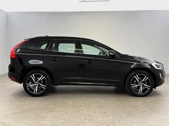 Volvo XC60 view 10