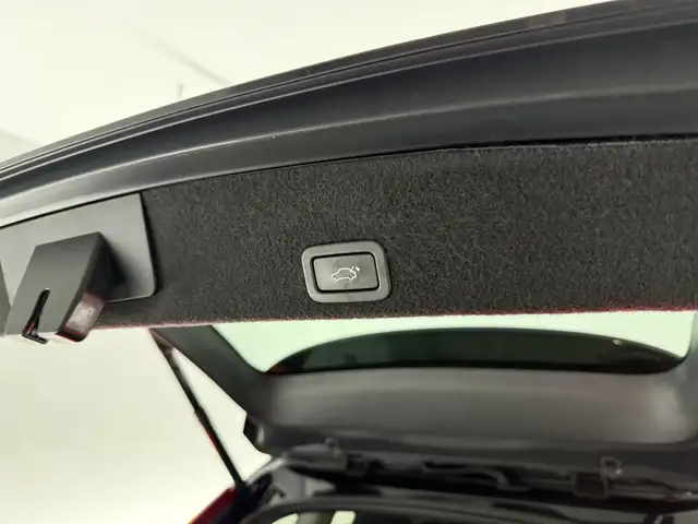 Volvo XC60 view 30