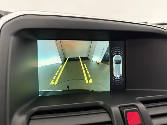 Volvo XC60 view 24