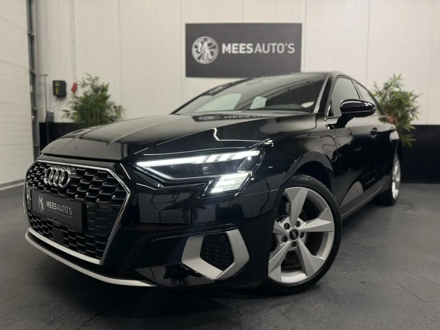 Audi A3 Sportback 40 TFSI e Edition|Matrix|PDC|18"|CarPlay Schwarz - 2