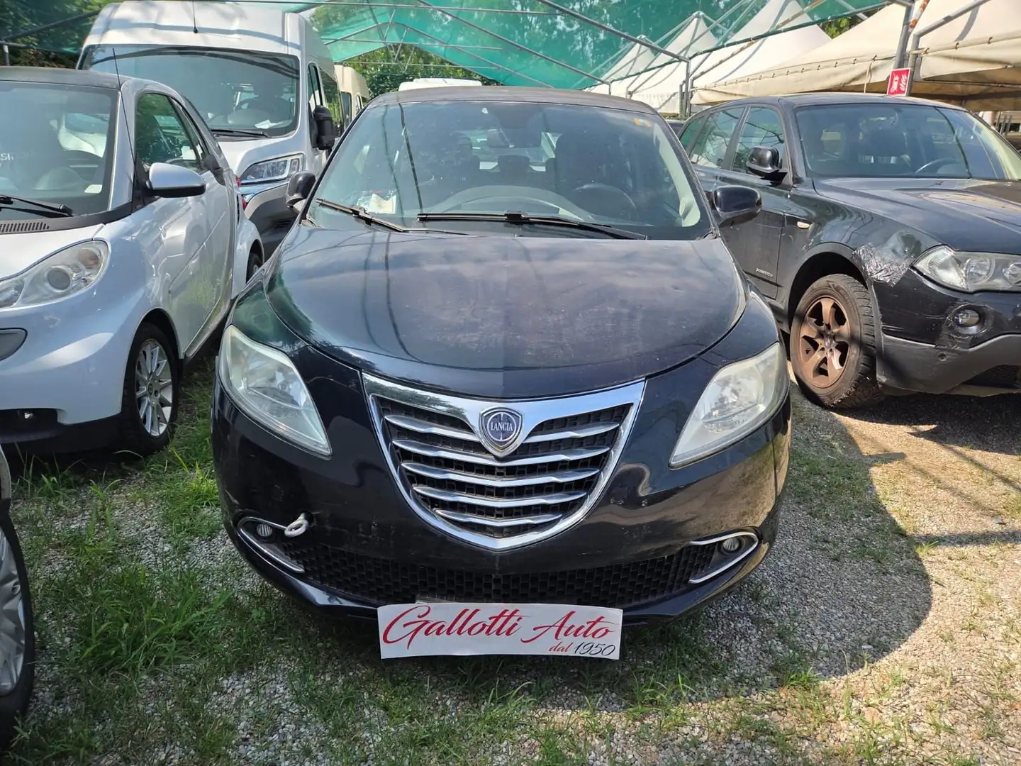 Lancia Ypsilon 0.9 TwinAir 85 CV 5 porte S&S Fekete - 2