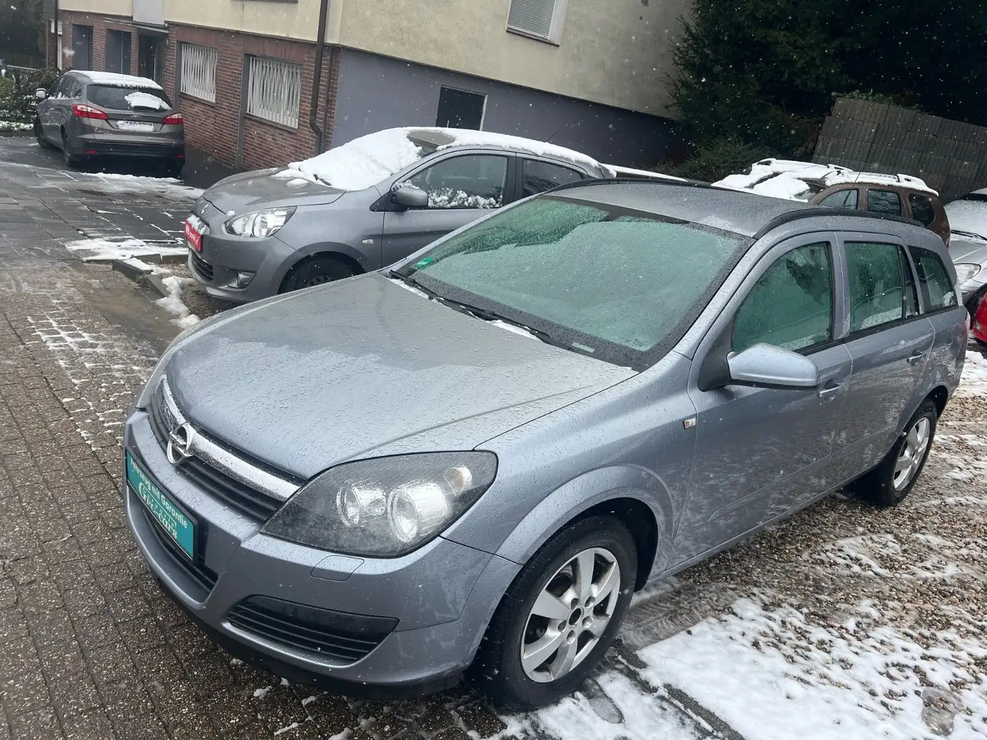 Opel Astra H Caravan Edition*TÜV NEU*2 HAND*KLIMA* Silber - 1