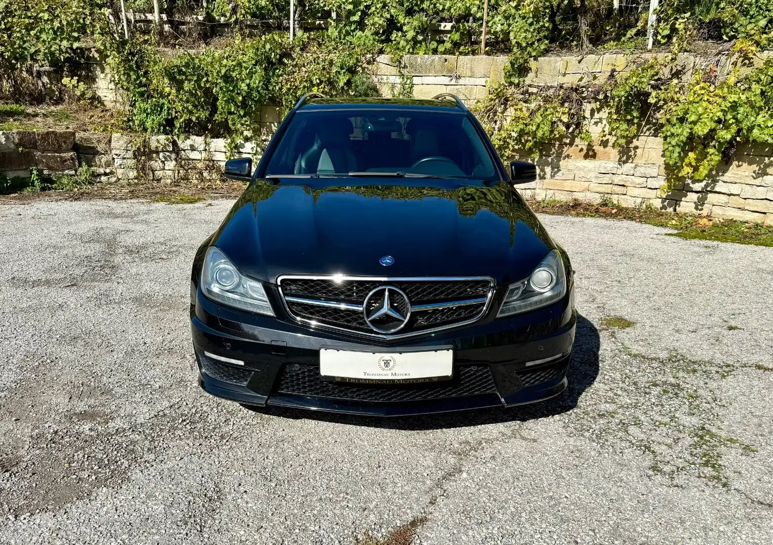 Mercedes-Benz C 63 AMG Bi-Xenon, Kamera, PTS, Harman Kardon ! Schwarz - 2