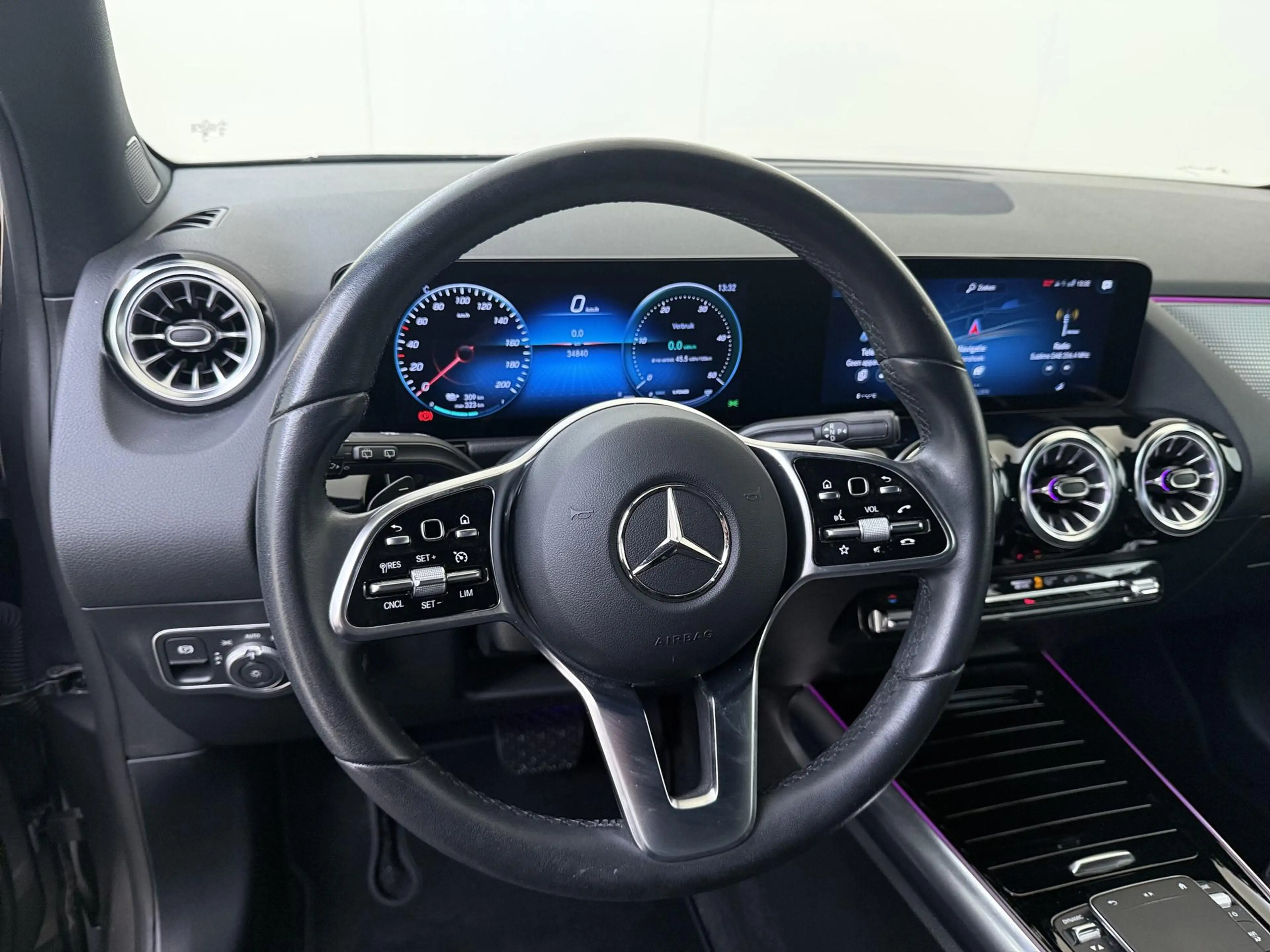 Mercedes-Benz EQA 250 250+ Business Line 71 kWh — photo 10