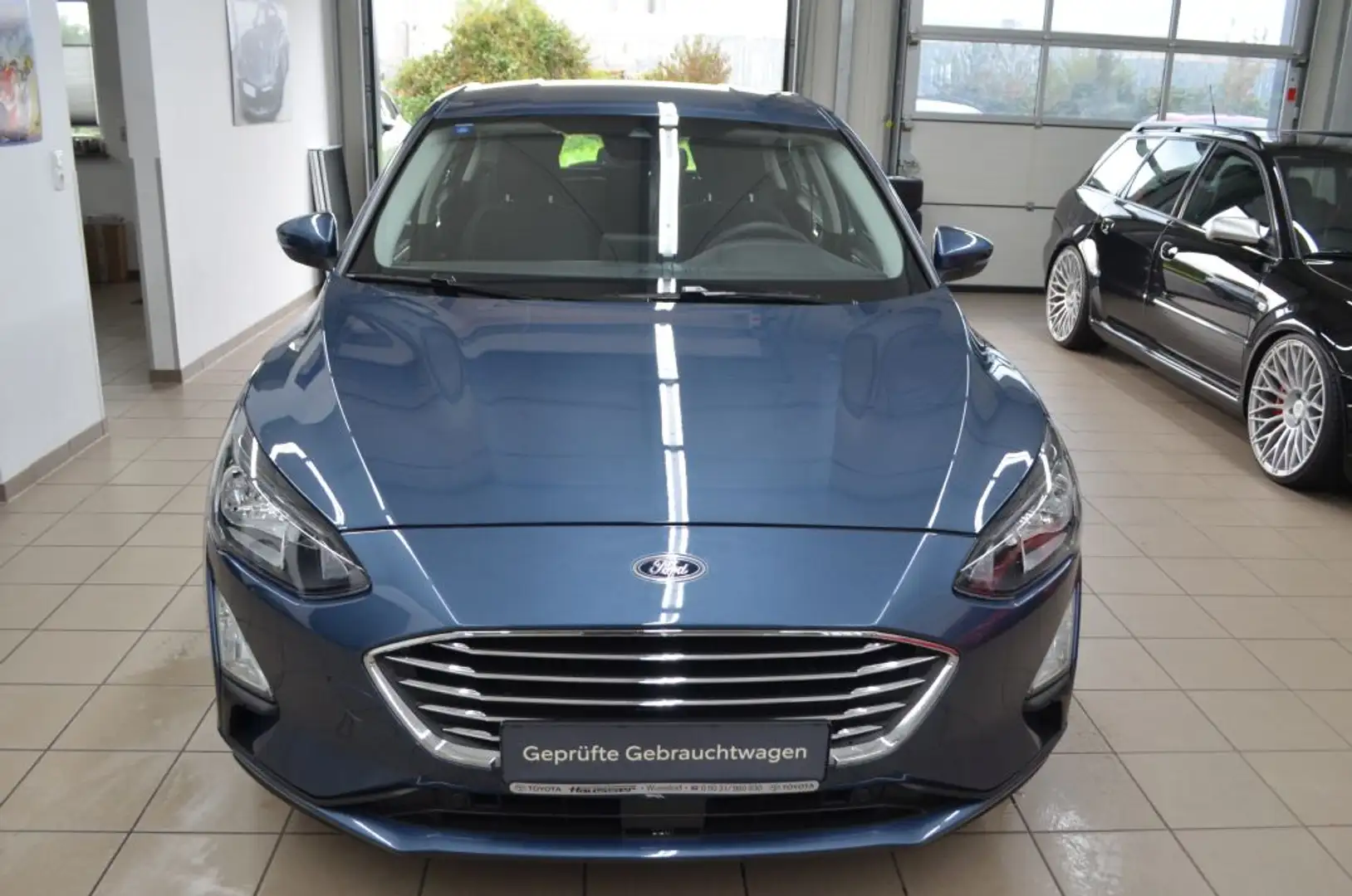 Ford Focus 1.0 EcoBoost Start-StoppTITANIUM*B&O-Radio Blau - 2