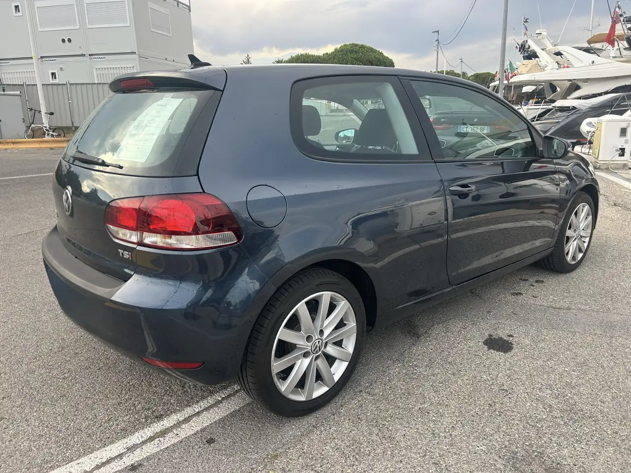 Volkswagen Golf Standard Model — photo 4