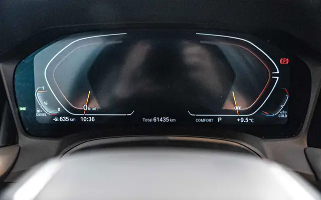 BMW 3 Series view 20